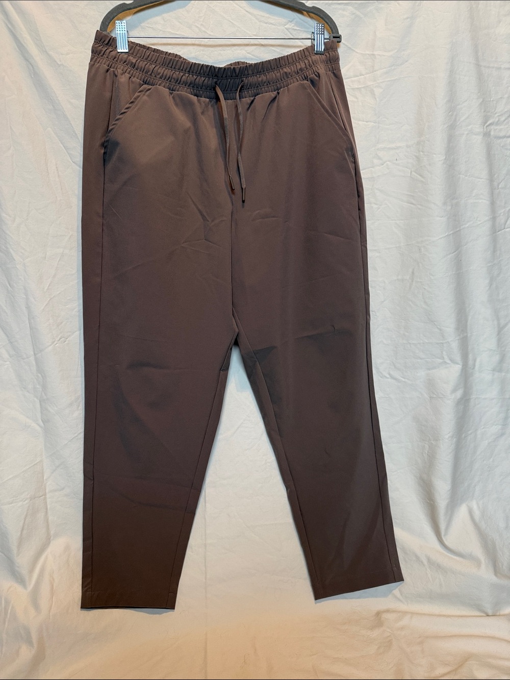 All in Motion Women's Cropped Drawstring Pants - Taupe/Brown